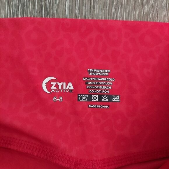 Zyia Red Leopard Print Scrunch V Cross Waist Leggings Size 6-8 - Picture 4 of 10
